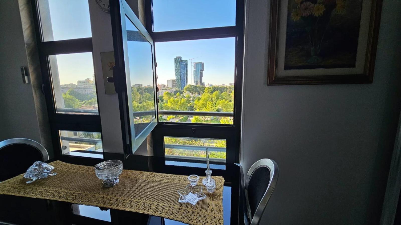 Amo Tower Tirana Center公寓 外观 照片